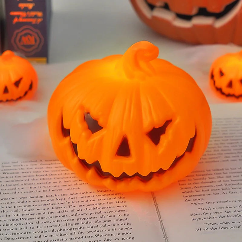 Halloween Pumpkin Lanterns, Home Decorations Candle Lights Halloween Party Fountains Haunted House Horror Props Children's Gifts